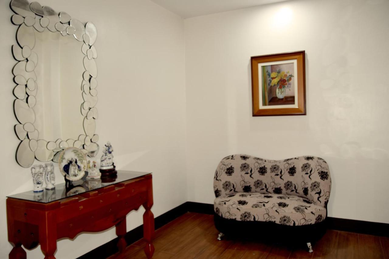 Isla De Oro Hotel Mamburao Zewnętrze zdjęcie