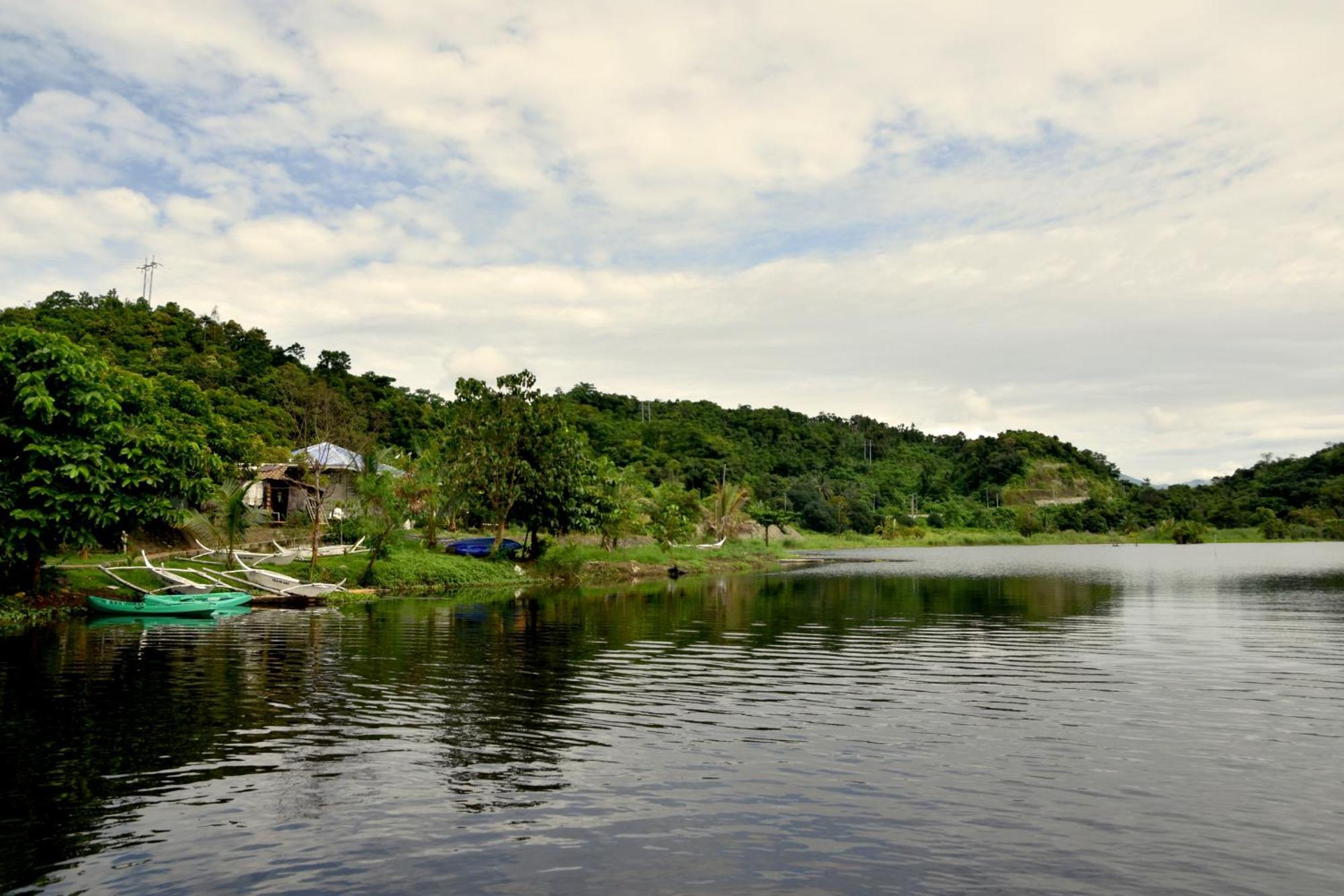 Isla De Oro Hotel Mamburao Zewnętrze zdjęcie