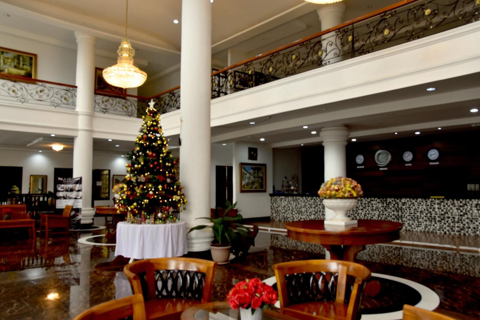 Isla De Oro Hotel Mamburao Zewnętrze zdjęcie